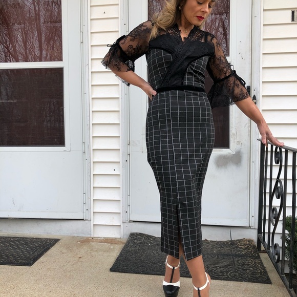 Dress - Picture 6 of 8